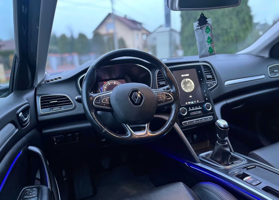 Renault Megane      2020