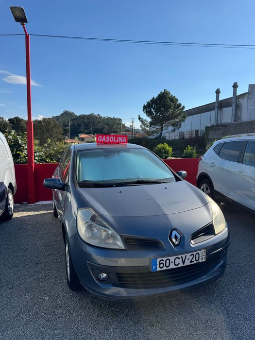 Renault Clio III 1.2 Gasolina | 2007 | 209.000 km