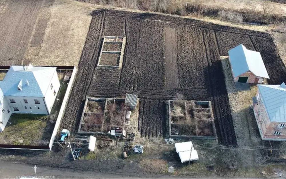 Продаж Ділянка 33с Під забудову. Підпечери. Газ. Вода. Світло. Асфальт