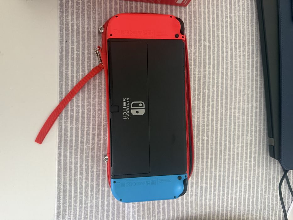 Nintendo Switch Oled 64gb neon red/blue