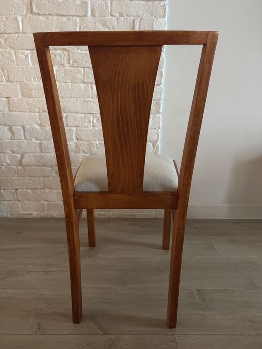 Krzesło z lat 60 tapicerowane odnowione (mam 8)