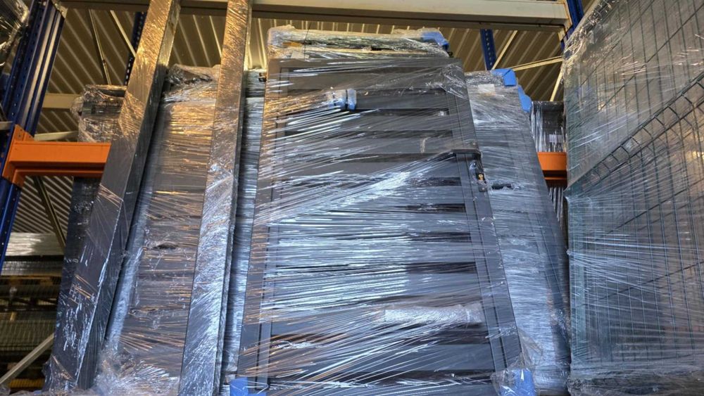 Furtka palisada 80x20mm wym. 172x100cm RAL7016 (rama furtki 89cm)