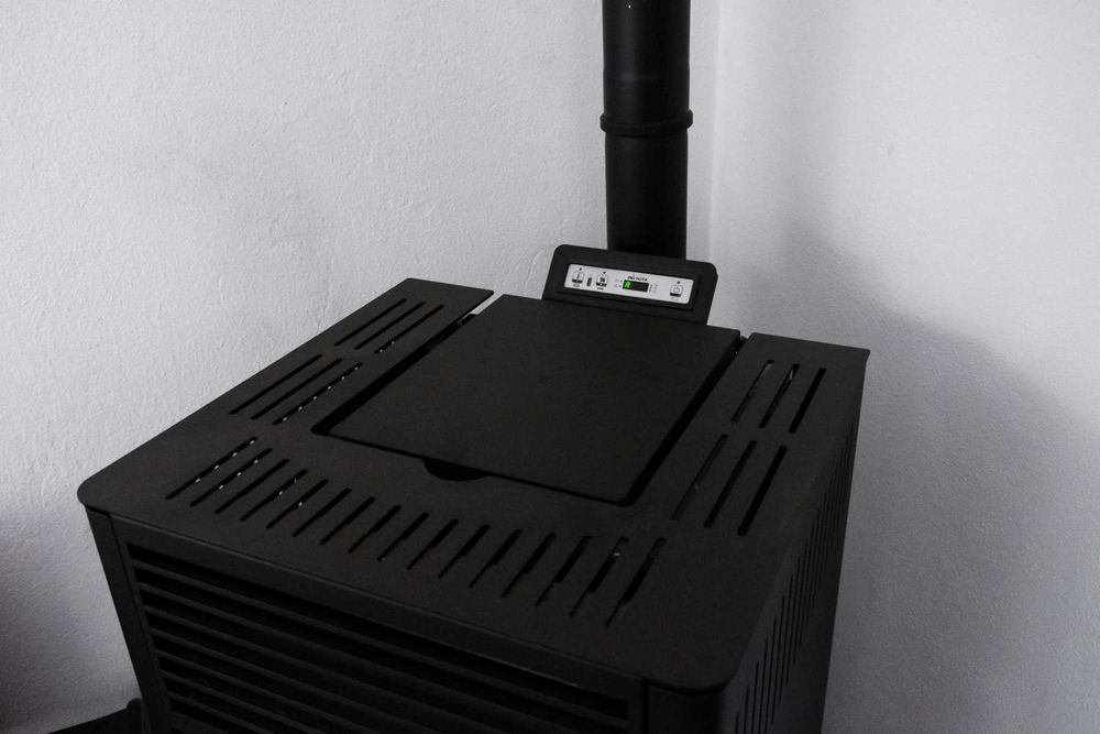 Salamandra Pellets 9.5 kW Invicta Nola 10 [Recolha em Marinhais]