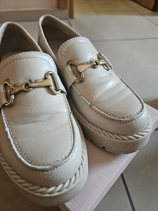 Mokasyny rozm.38 kolor beige