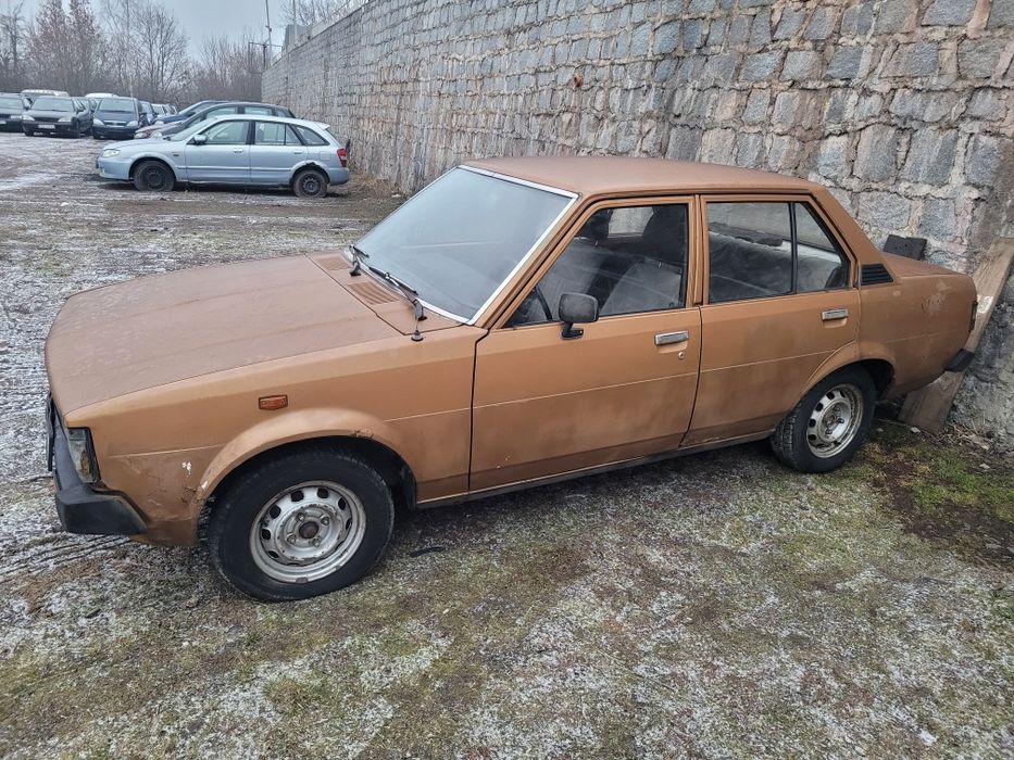 Toyota Corolla KE70 Tył Napęd Kultowy Japończyk 1980 rok