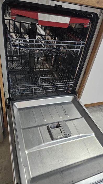 Znywarka Amica w zabudowie