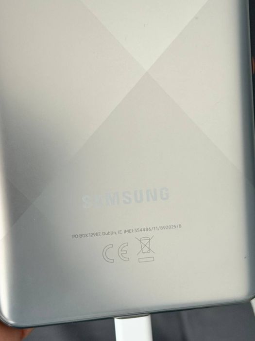 Смартфон Samsung Galaxy A71 (модель SM-A715F/DS)