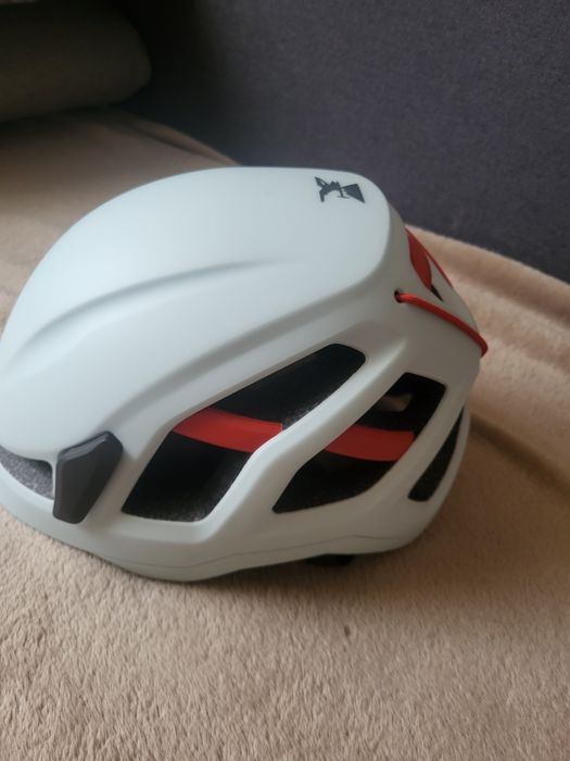 Kask wspinaczkowy simond