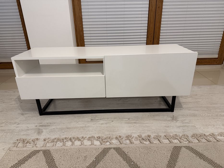 Szafka Rtv pod telewizor