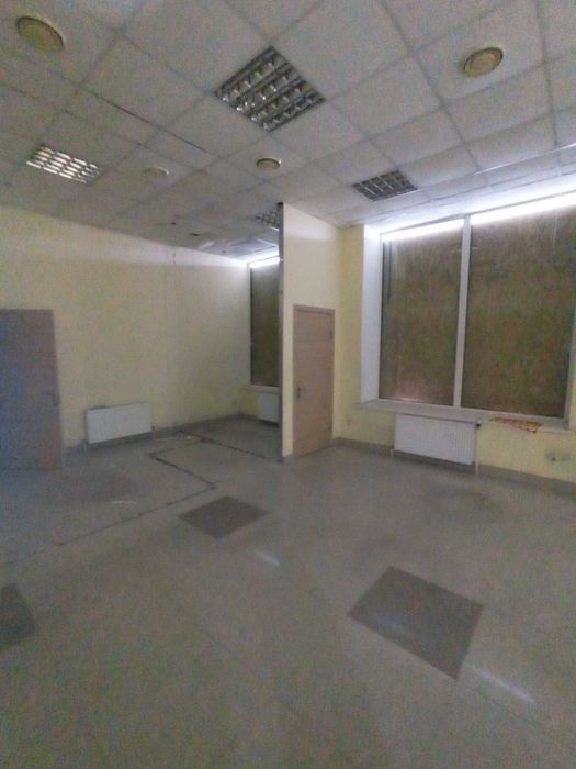 Сдается помещение 81 кв.м бывш. Ощадбанк остановка 2 КП!!!