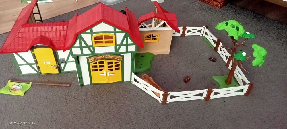 Playmobil 6926 stajnia