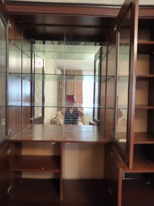 Стінка в залу 2 шт.