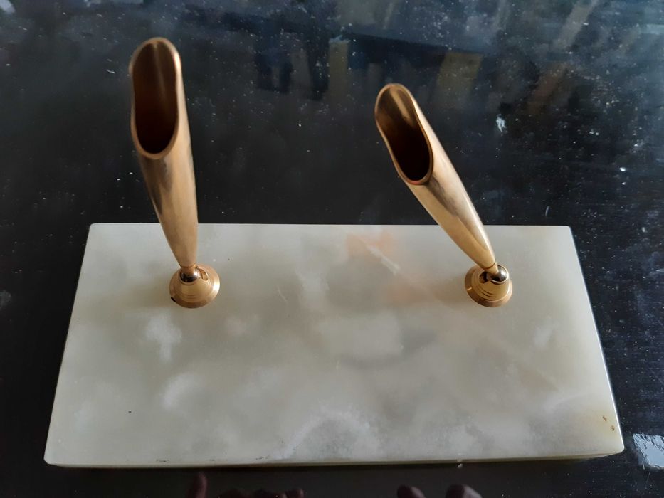 Porta canetas antigo em pedra Onix