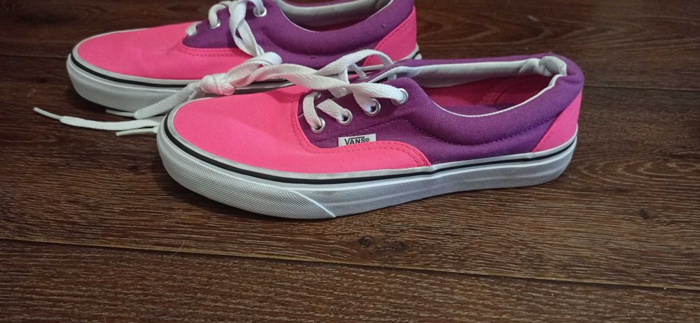 Buty trampki damskie vans off the wall 37 7 rozowe