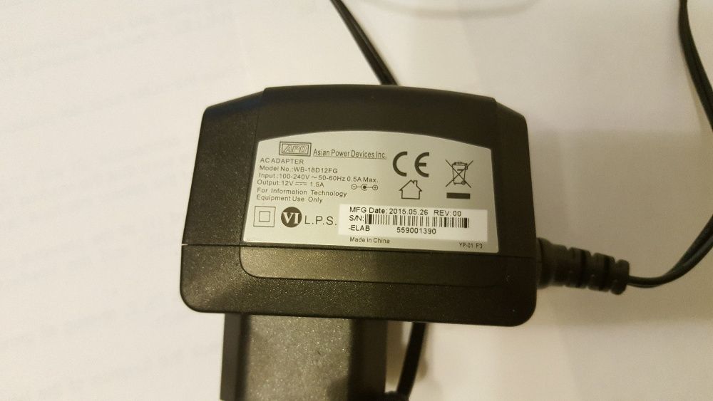 Продам новый блок питания 12В, 1.5А