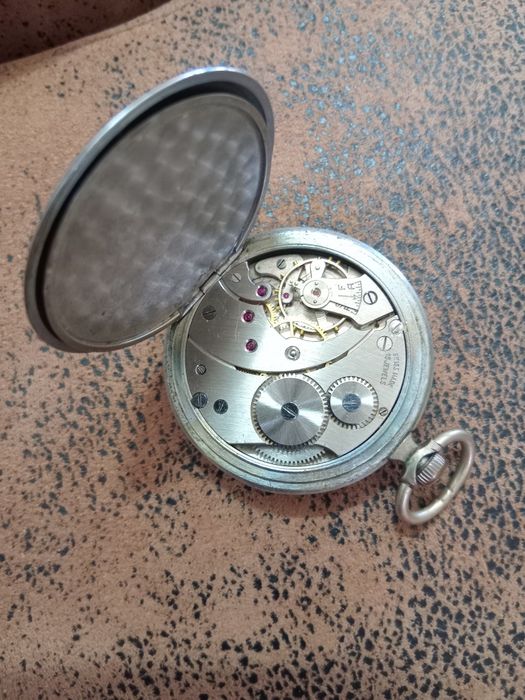 Relogio de bolso muito antigo