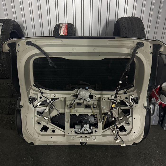 Nissan Rogue X- Trail T32 Кришка Багажника Ляда Бампер.