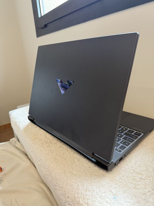 Computador Portatil  Gamer HP Victus - RTX 4050 6GB