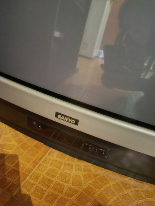 Televisão antiga