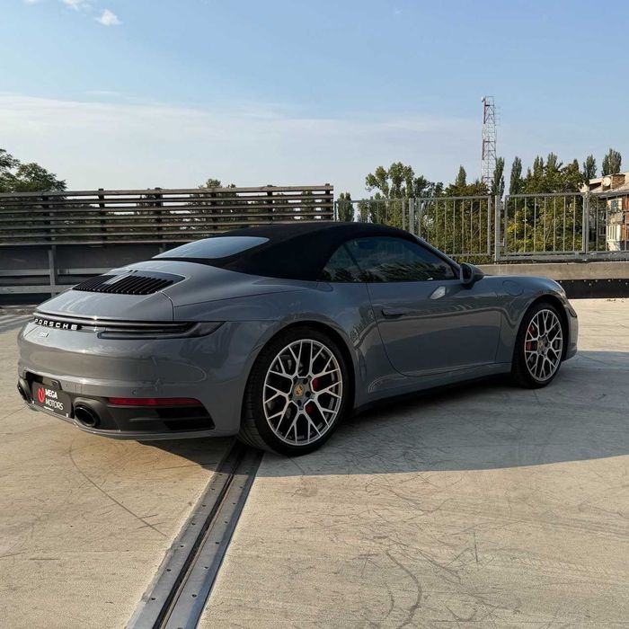 Porsche 911 2024