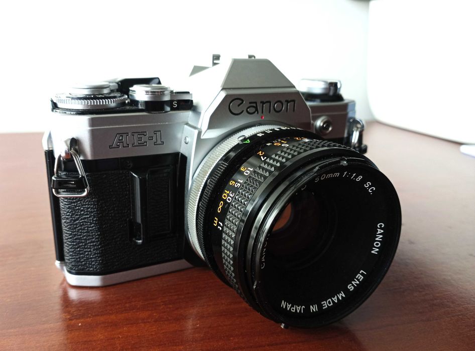 Máquina fotográfica "Canon"