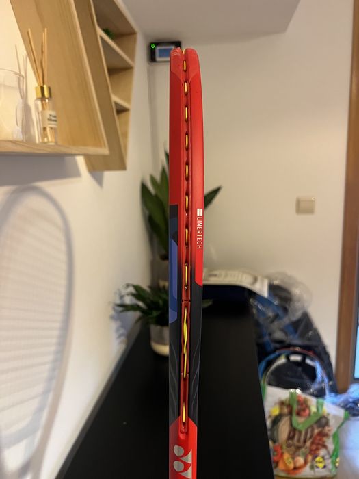 Yonex Vcore 100