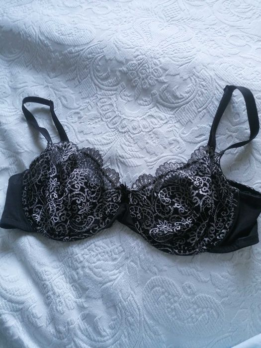 Biustonosz Wonderbra 85c