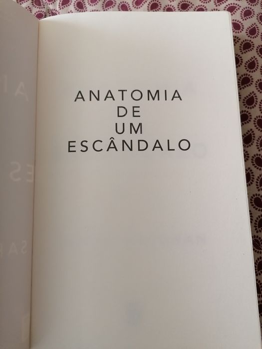 Anatomia de um escândalo
