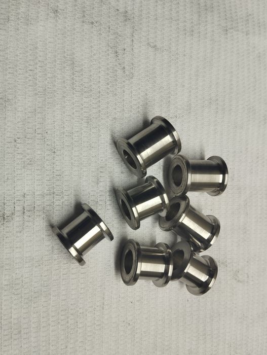 Ява гайки вилки та осі колеса нержавійка