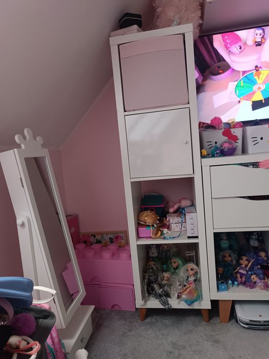 Regał kallax Ikea drzwiczki nóżki