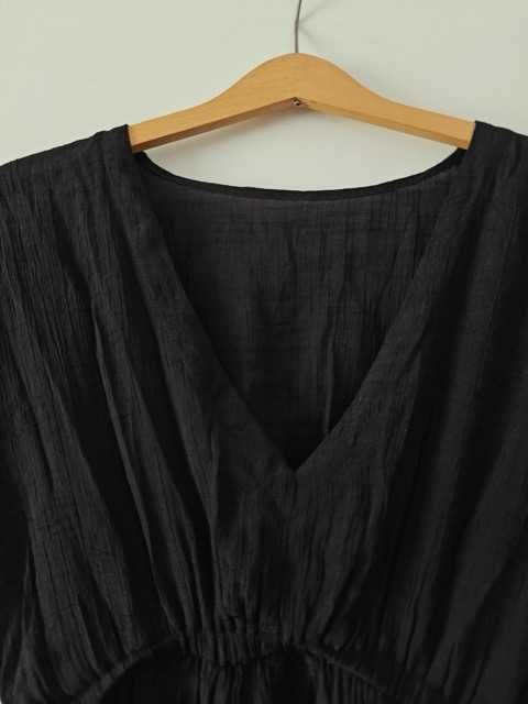 Czarna sukienka plażowa na lato S