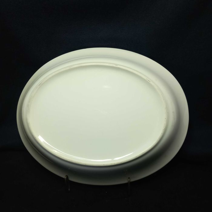 Pequena travessa funda