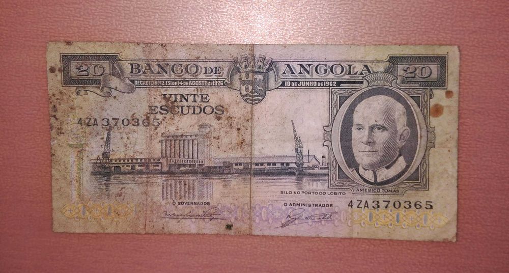 Notas dinheiro moeda nacional estrangeiro