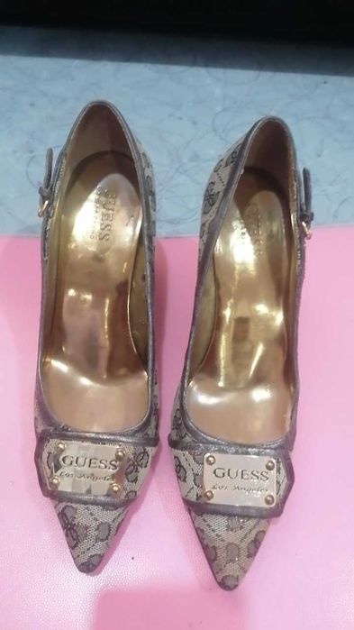 Sapatos Guess 36 usados (para despachar)