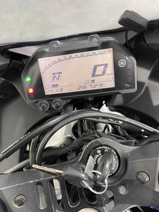 Мотоцикл Yamaha YZF-R25