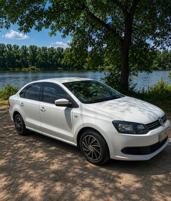 Продам Volkswagen Polo 2013р 1.6 газ/бензин