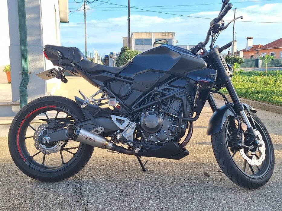 Honda cb300r como nova