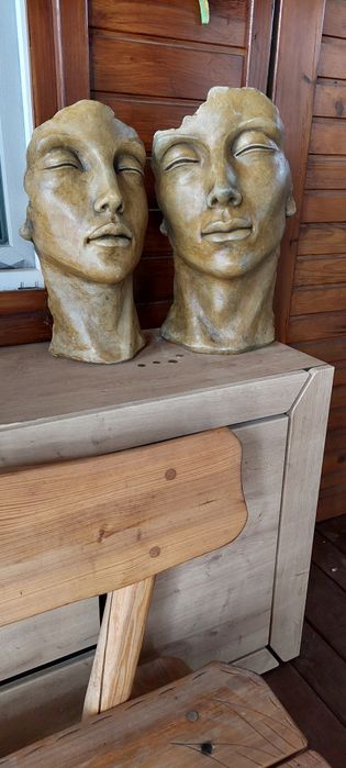 Rzeźby Ogrodowe głowy z betonu