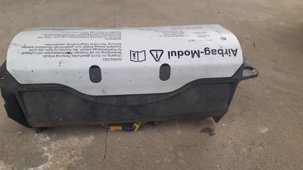 Airbag модуль на skoda octavia a5