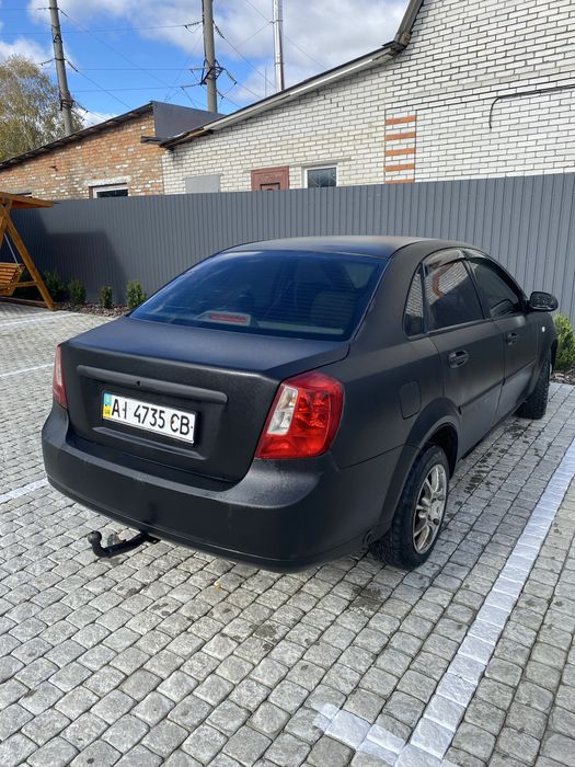 Лачетты седан 1.6