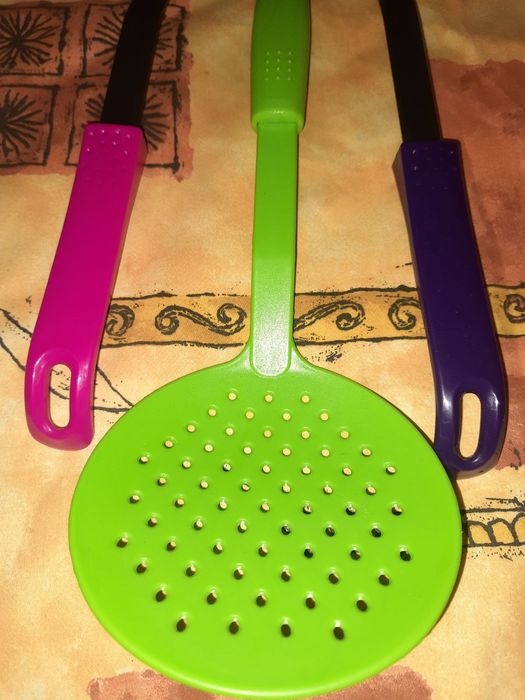 Шумовки, лопатки кухонні нейлонові нові