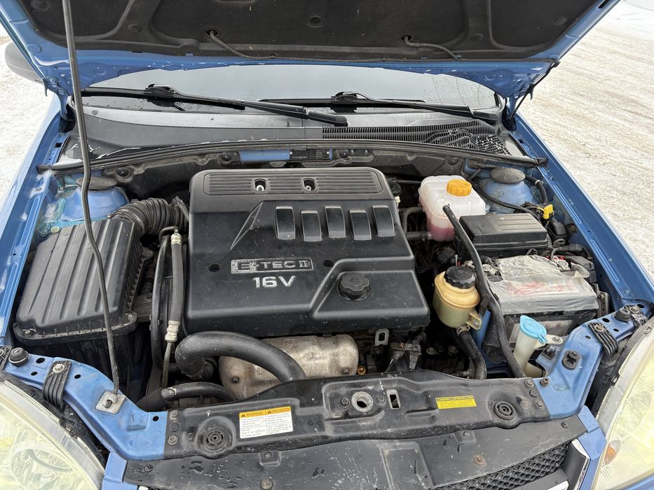 продам машину Chevrolet