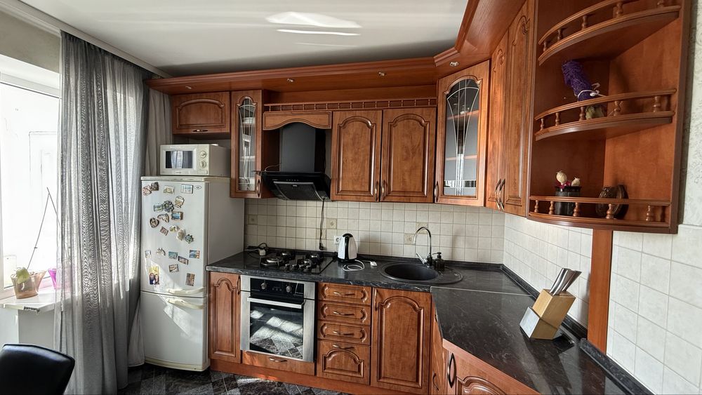 Продаж 1-к кв. вул. Коломийська ( Сихів) Санта Барбара, цегл. буд.