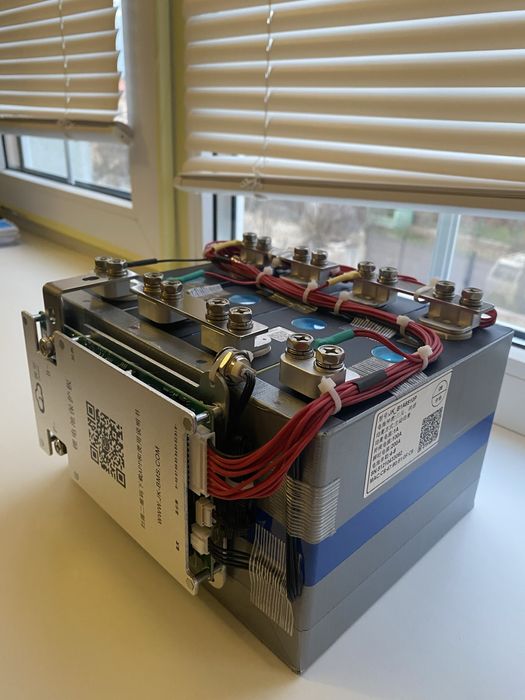 Бюджетные аккумуляторные сборки LiFePO4 - 102А - 12/24V