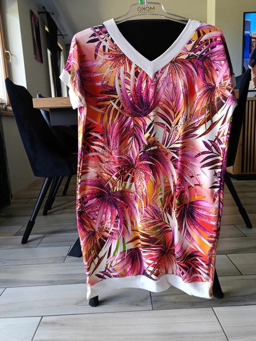 Sukienka damska z kieszeniami