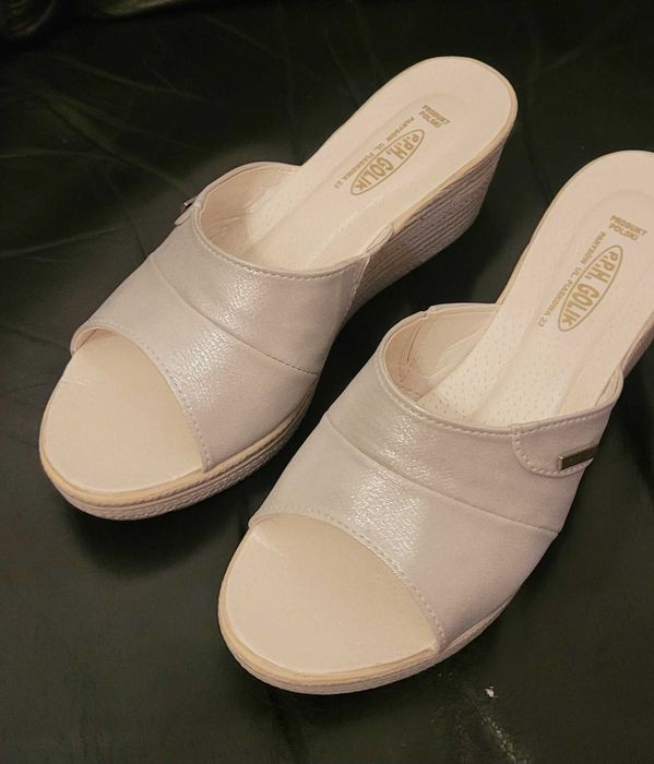 Buty letnie na  koturnie