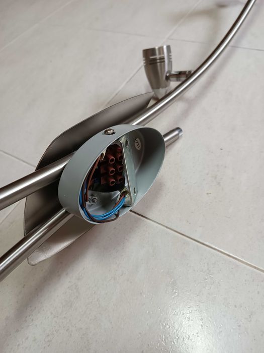 Focos de tecto novos