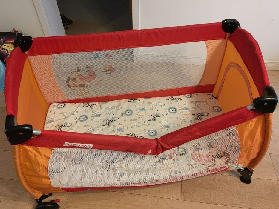 Łóżeczko turystyczne