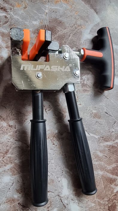 Ломатель для плитки, керамогранита.