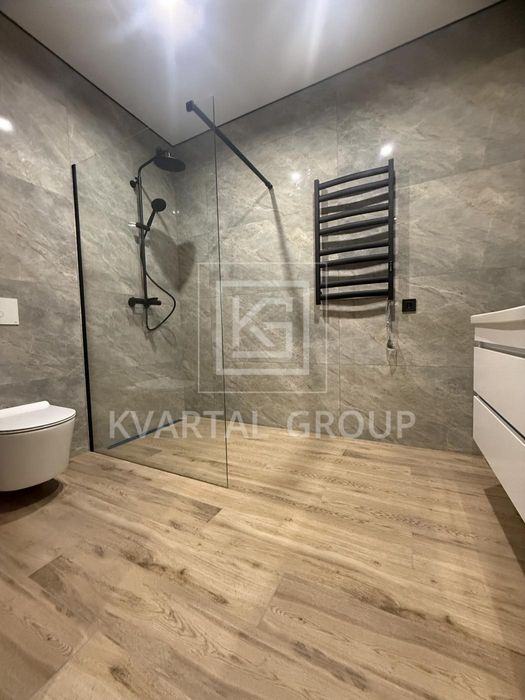 Будинок з ремонтом без меблів Дмитрівка ЦЕНТР